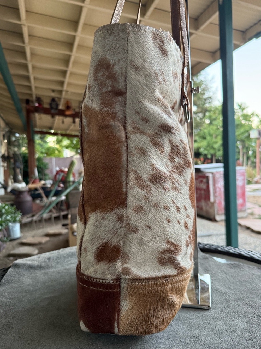 Myra Chestnut Hair-On Cowhide Large Tote Bag - Picture 4 of 6